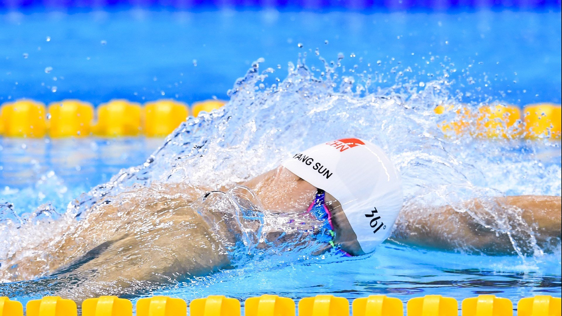 拉什福德爆发拯救曼联，国际米兰制霸拜仁宣告蓝黑归来