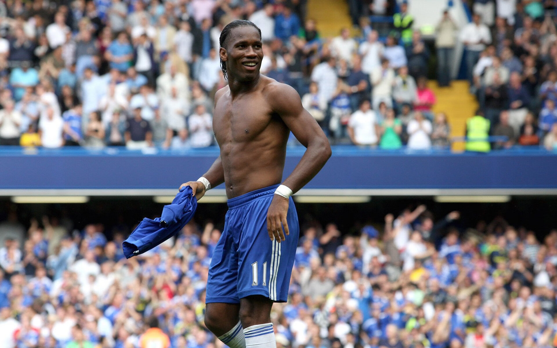 开云体育官网-德甲争冠战之夜，门迪关键节点连续得分，改写的不只是比分